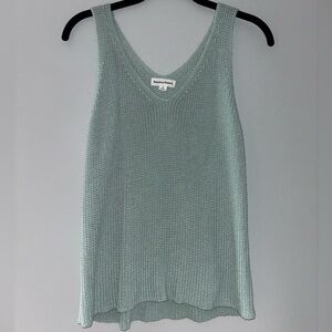 light blue knit flowy tank size S